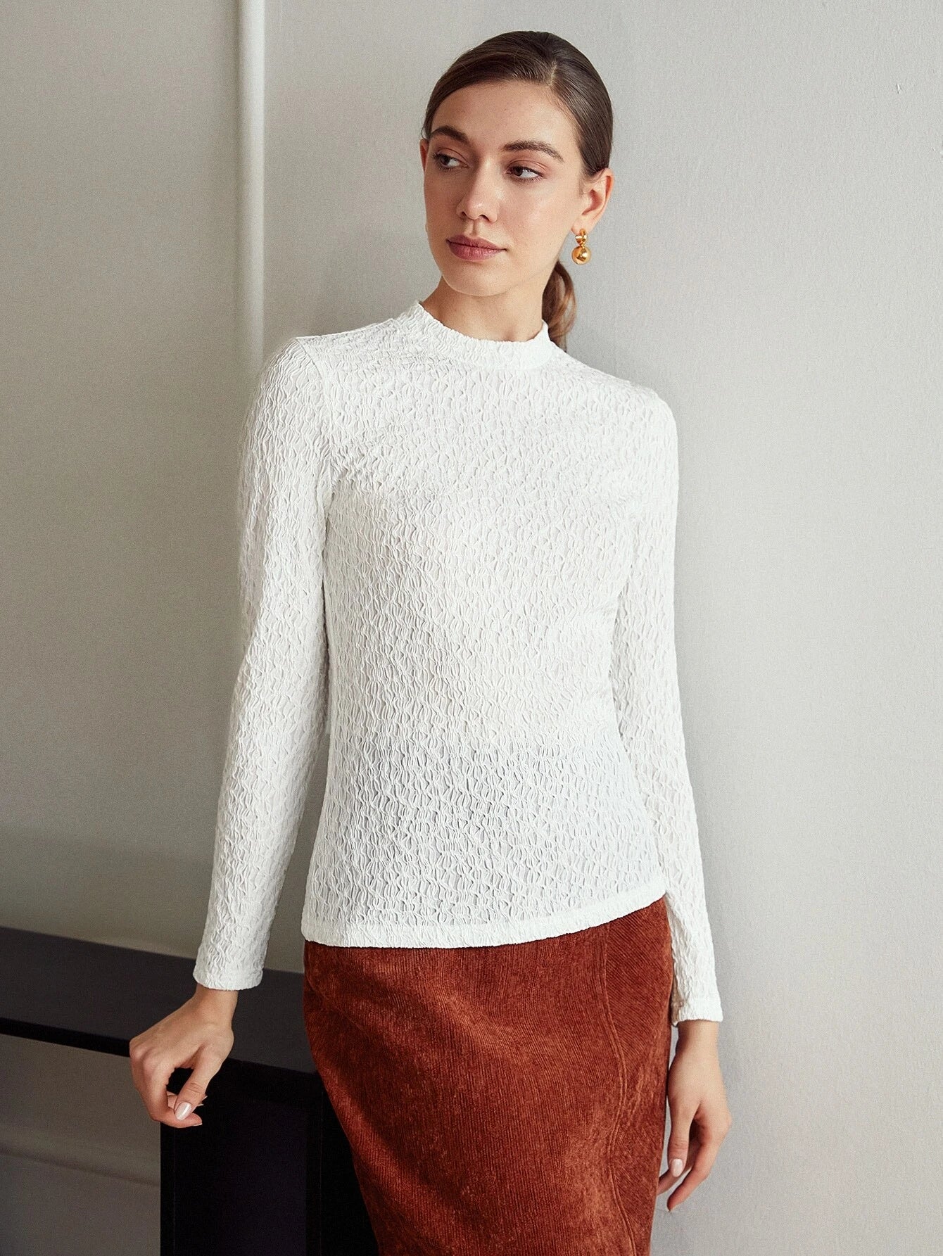 CM-TS738860 Women Elegant Seoul Style Stand Collar Textured Knit Slinky T-Shirt - White