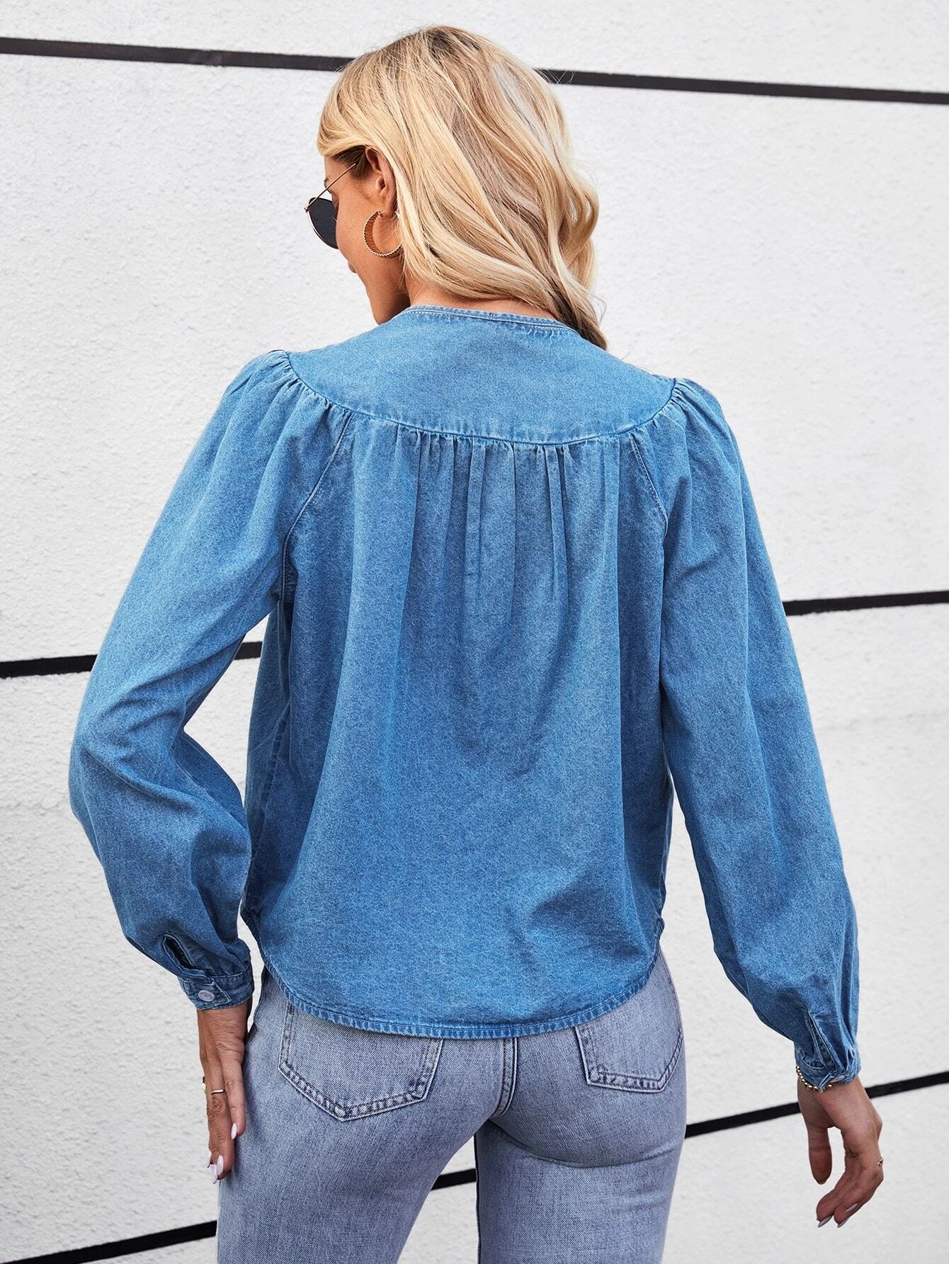CM-TS823235 Women Casual Seoul Style Medium Wash Tie Neck Button Front Denim Top