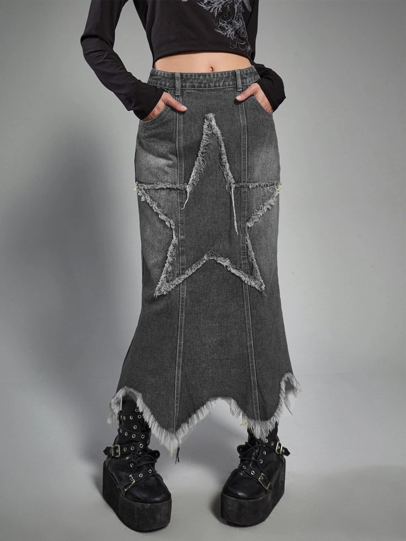 CM-BS381028 Women Preppy Seoul Style Punk Star Pattern Raw Hem Slant Pocket Denim Skirt