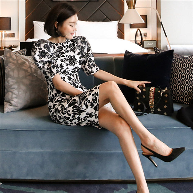 CM-DF031005 Women Casual Seoul Style Round Neck Floral Puff Sleeve Dress