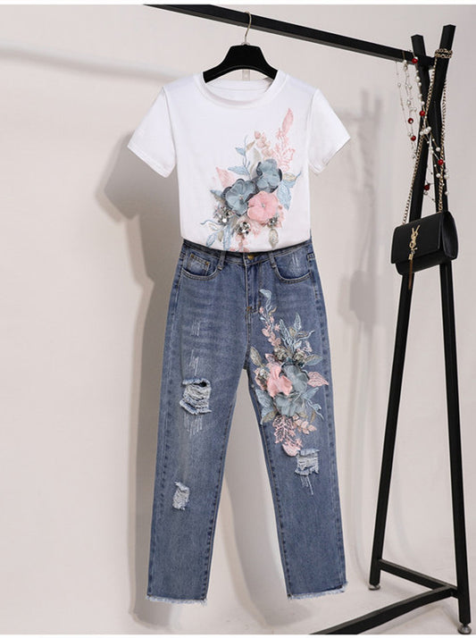 CM-SF071009 Women Casual Seoul Style White Floral Embroidery T-Shirt With Ninth Jeans - Set