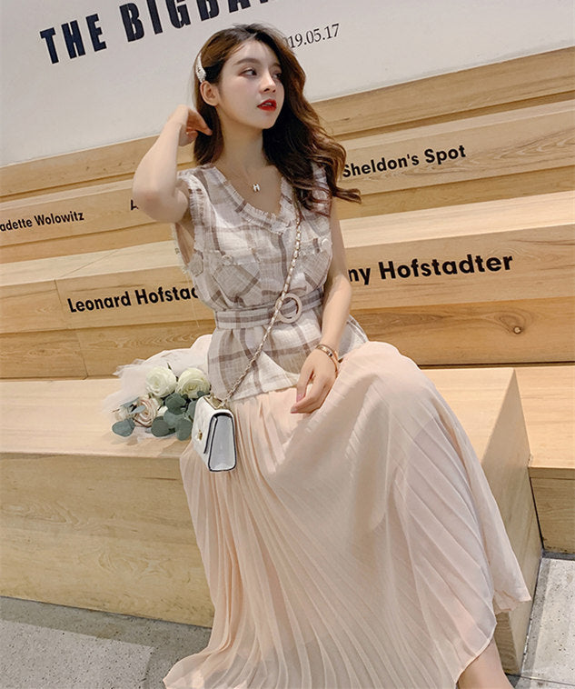 CM-SF071505 Women Preppy Seoul Style Plaids Tank Tops With Elastic Waist Pleated Skirt - Set