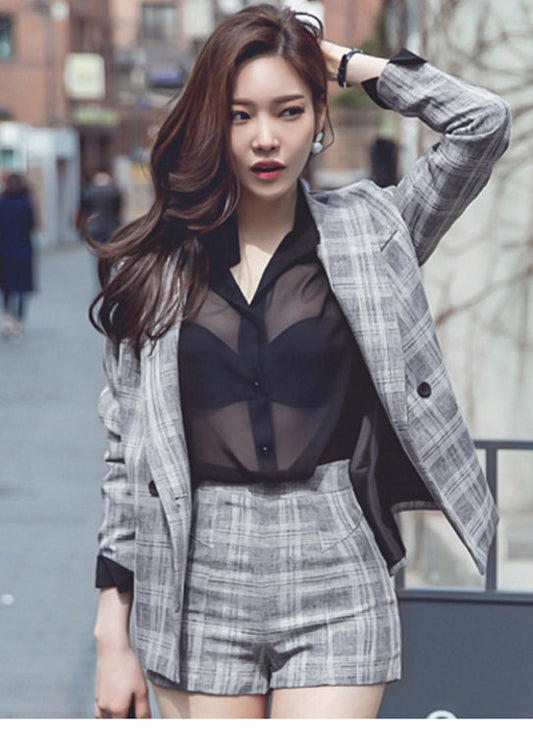 CM-SF122201 Women Elegant Seoul Style Long Sleeve Tailored Collar Plaids Short Leisure Suits - Set