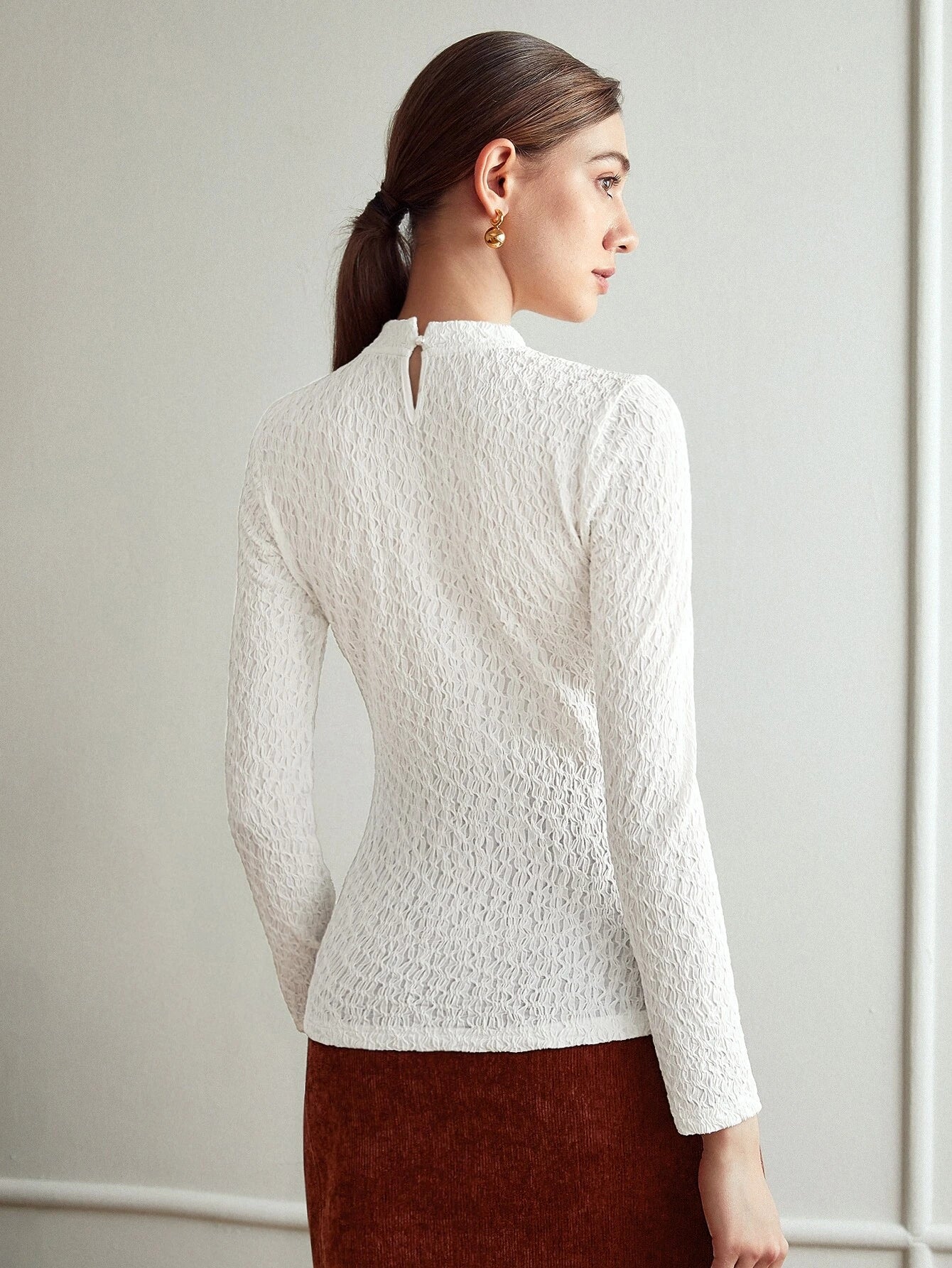 CM-TS738860 Women Elegant Seoul Style Stand Collar Textured Knit Slinky T-Shirt - White