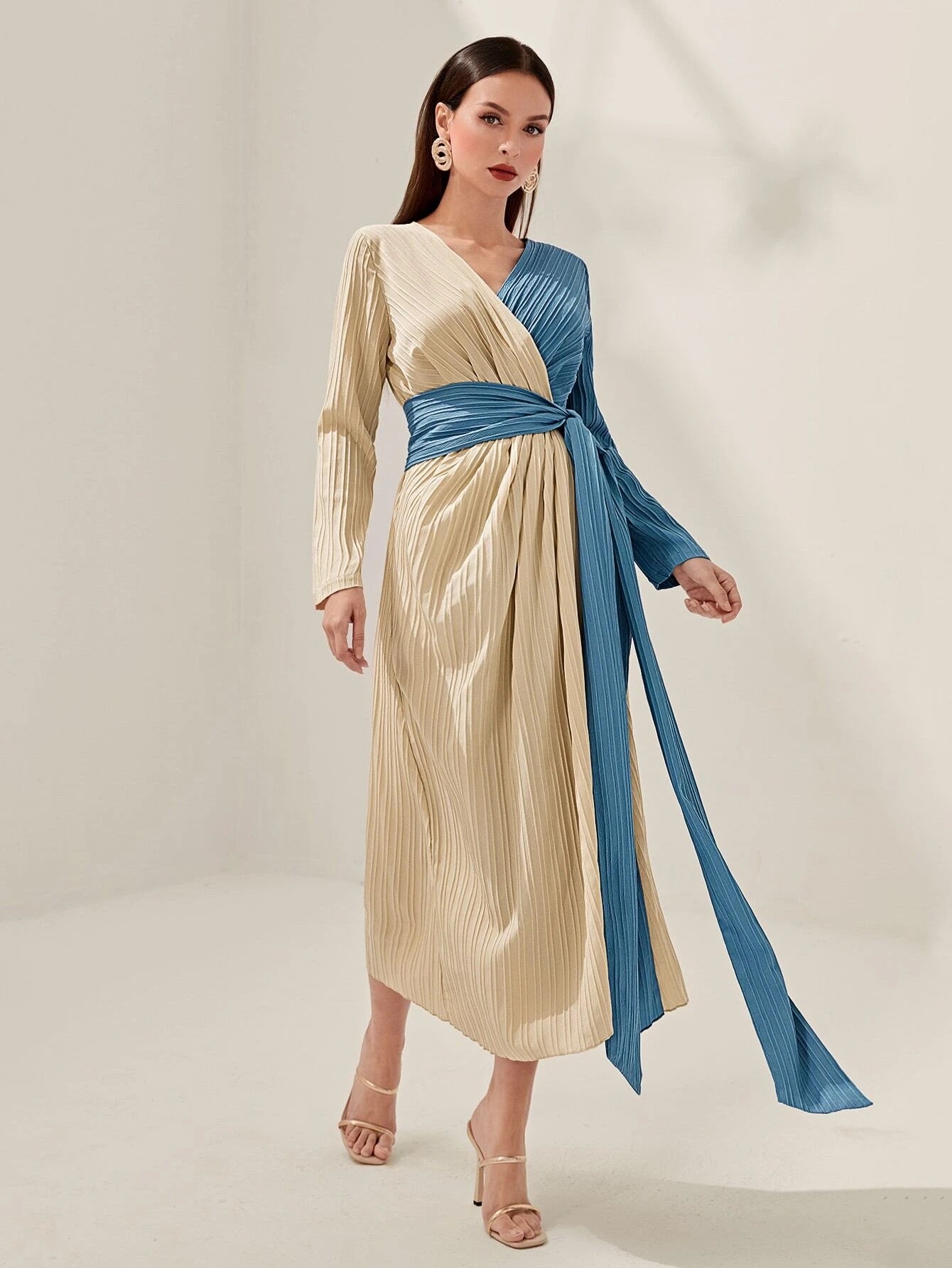 CM-DS658639 Women Casual Seoul Style Two Tone Pleated Panel Tie Back Wrap Hem Dress