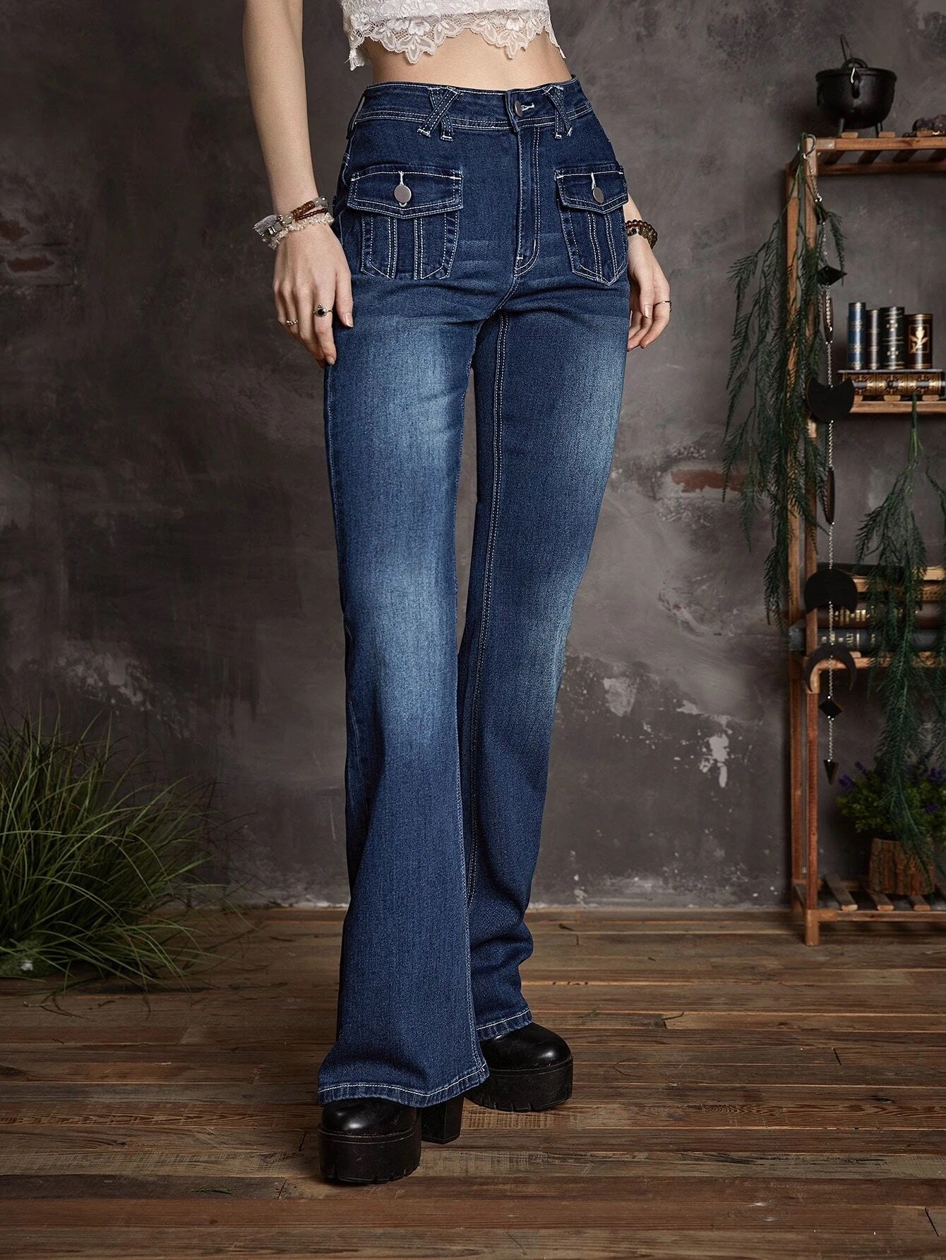 CM-BS052547 Women Casual Seoul Style Dark Wash Goth Flap Pocket Flare Leg Jeans