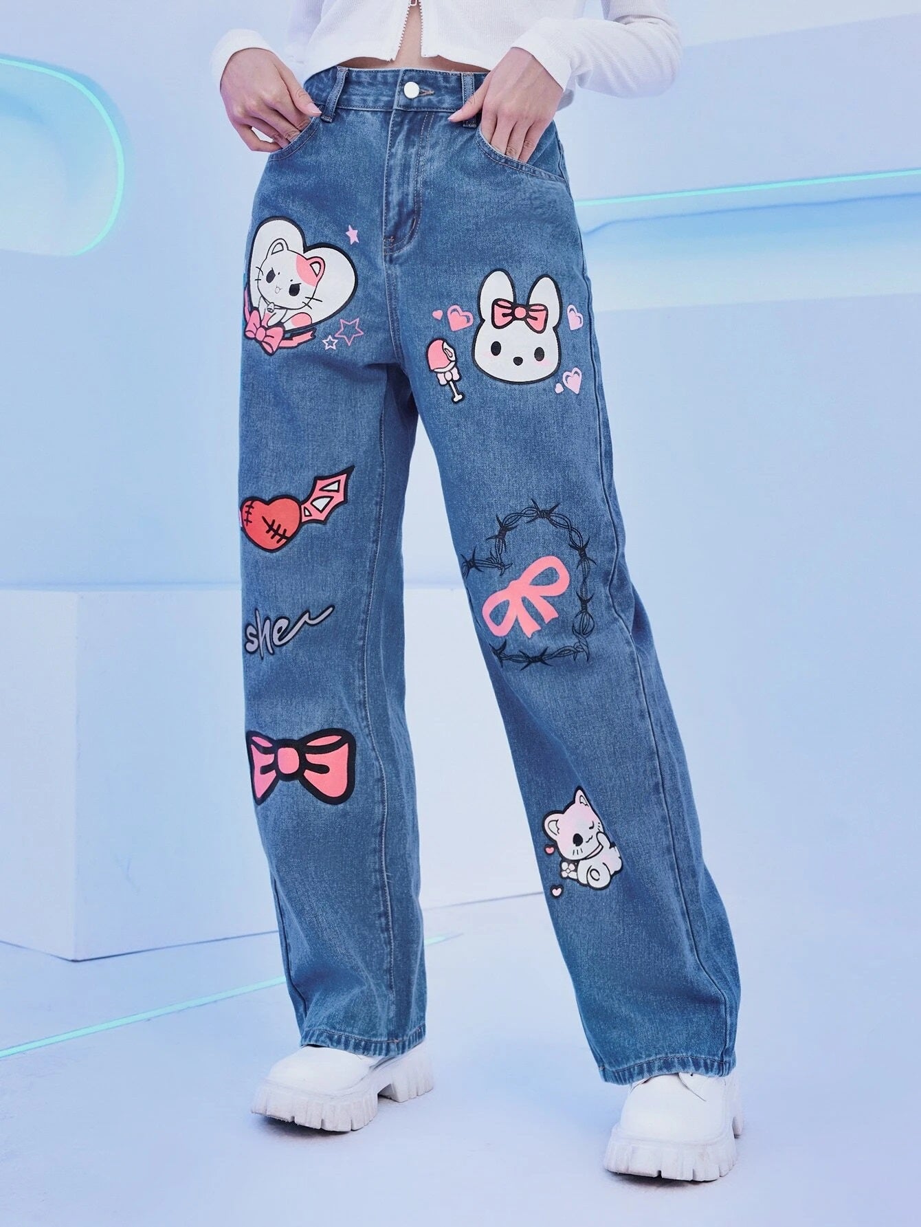 CM-BS268252 Women Preppy Seoul Style Medium Wash Kawaii Cartoon And Letter Graphic Jeans