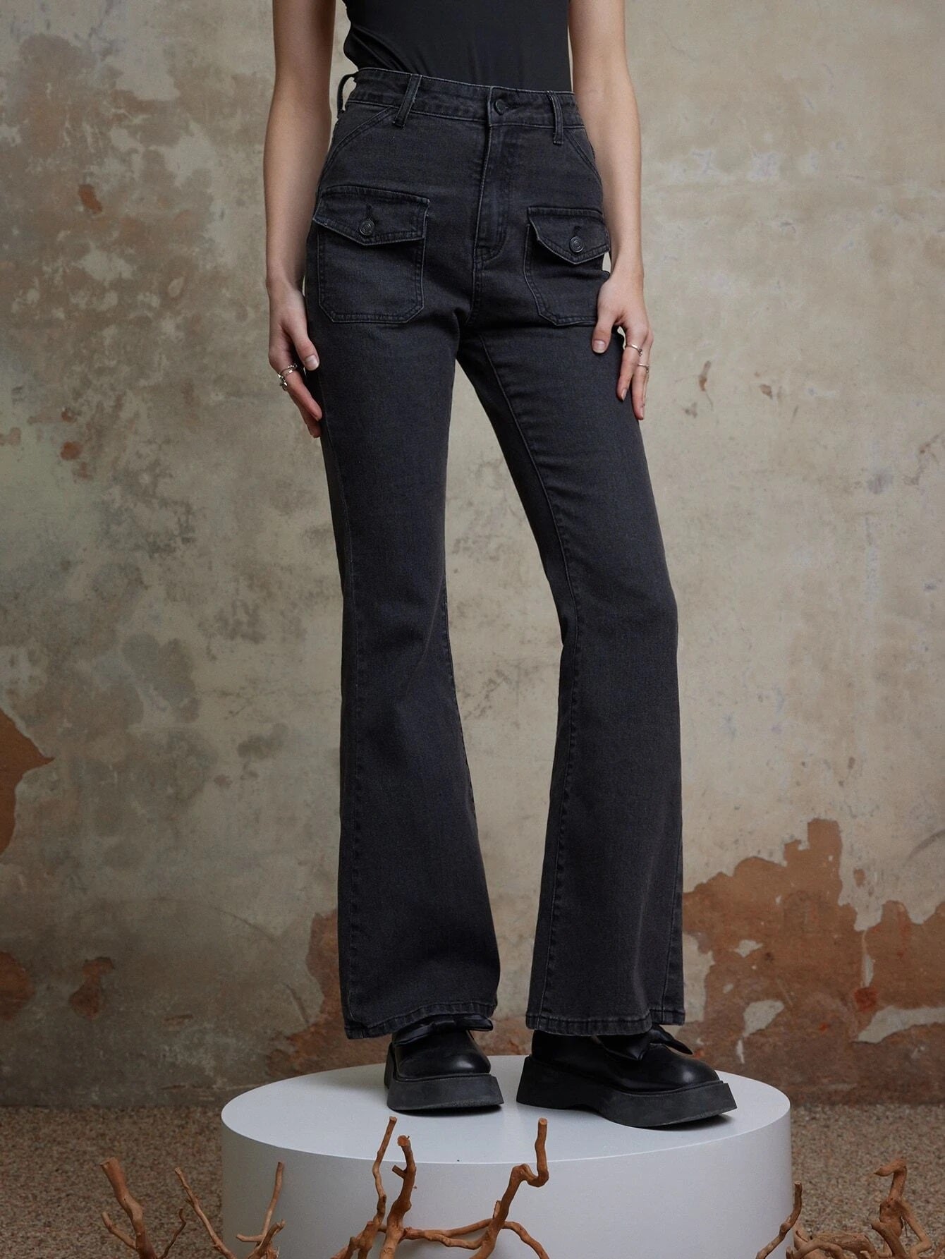 CM-BS829381 Women Preppy Seoul Style High Waist Flap Pocket Flare Leg Jeans - Dark Gray