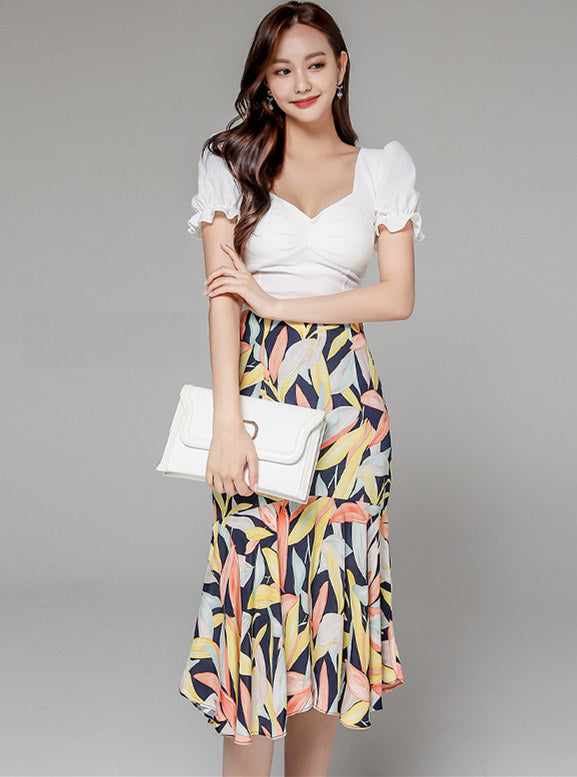 CM-SF071712 Women Charming Seoul Style V-Neck Puff Sleeve Blouse With Fishtail Skirt - Set