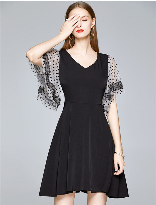 CM-DF071810 Women Elegant European Style V-Neck Dots Sleeve Flouncing A-Line Dress