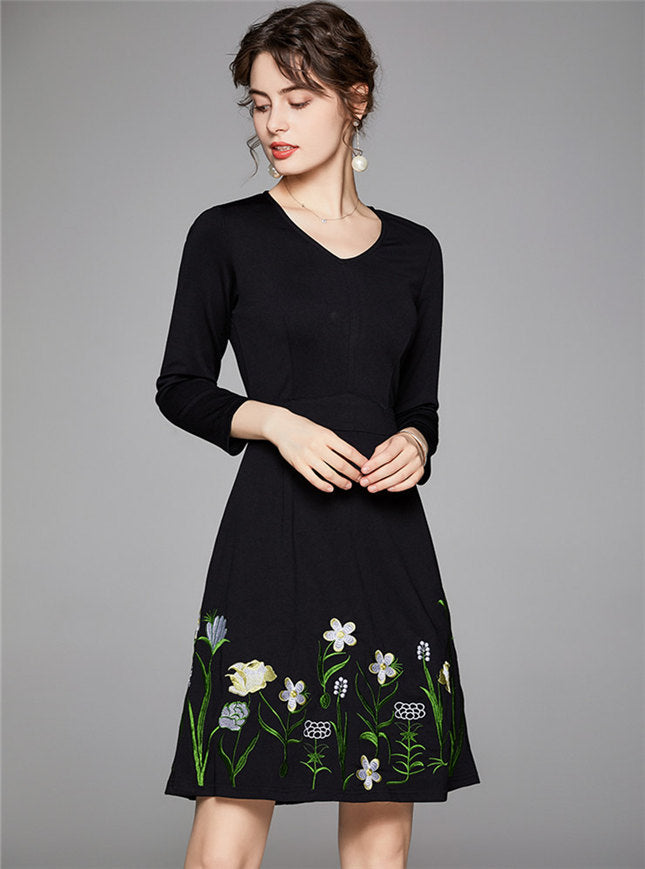 CM-DF080414 Women Casual European Style V-Neck Floral Embroidery A-Line Dress