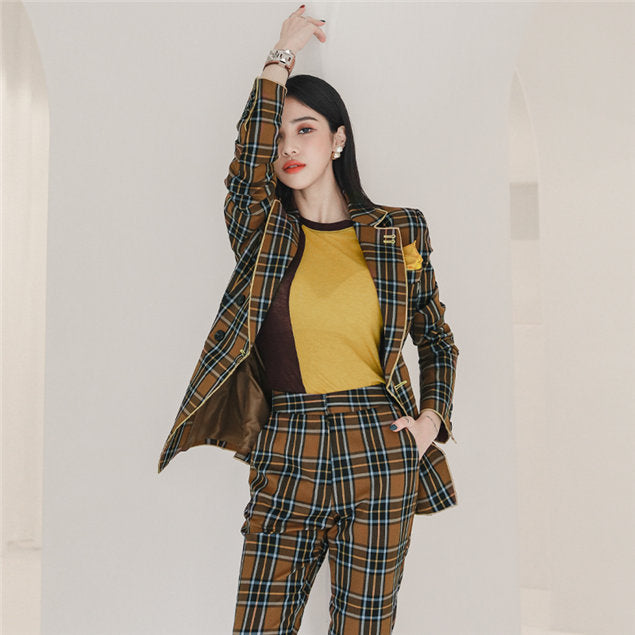 CM-SF100304 Women Classic Seoul Style Double-Breasted Plaids Long Suits - Set