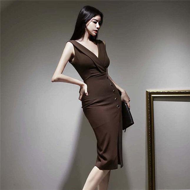 CM-DF102410 Women Retro Seoul Style Low V-Neck Single-Breasted Skinny Tank Dress