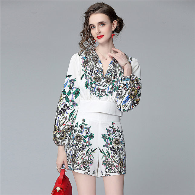 CM-SF032503 Women Retro European Style High Waist V-Neck Puff Sleeve Floral Short Suit - Set