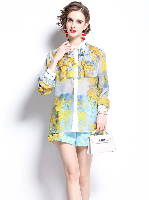 CM-SF041110 Women Elegant European Style Beads Rhinestones Floral Blouse With Short Pants - Set