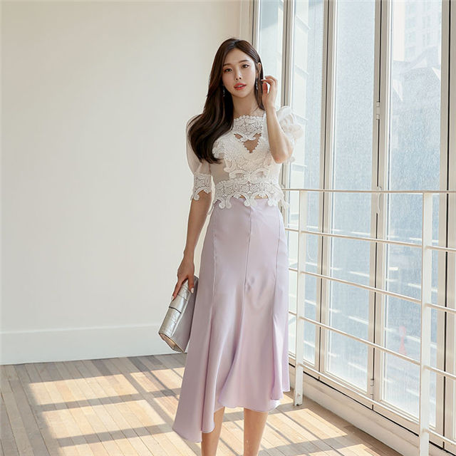 CM-SF042811 Women Charming Seoul Style Lace Puff Sleeve Blouse With Fishtail Skirt - Set