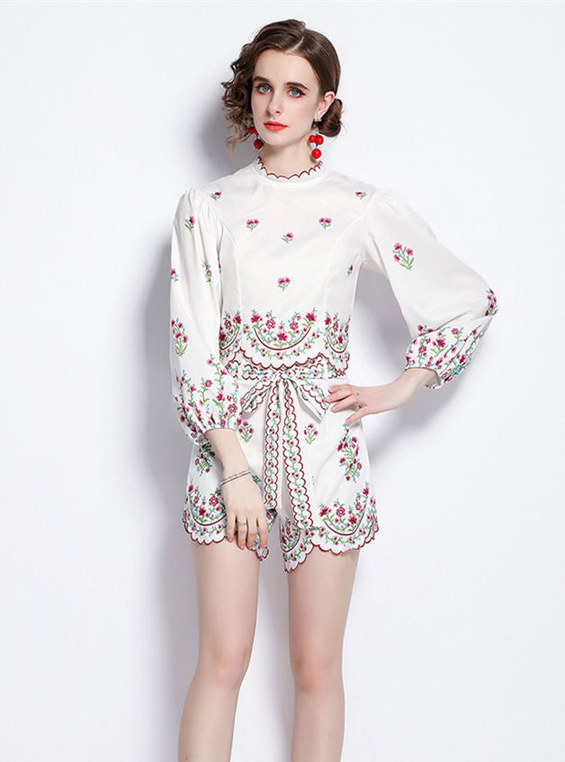 CM-SF050923 Women Casual European Style Tie Waist Puff Sleeve Floral Short Suits - Set