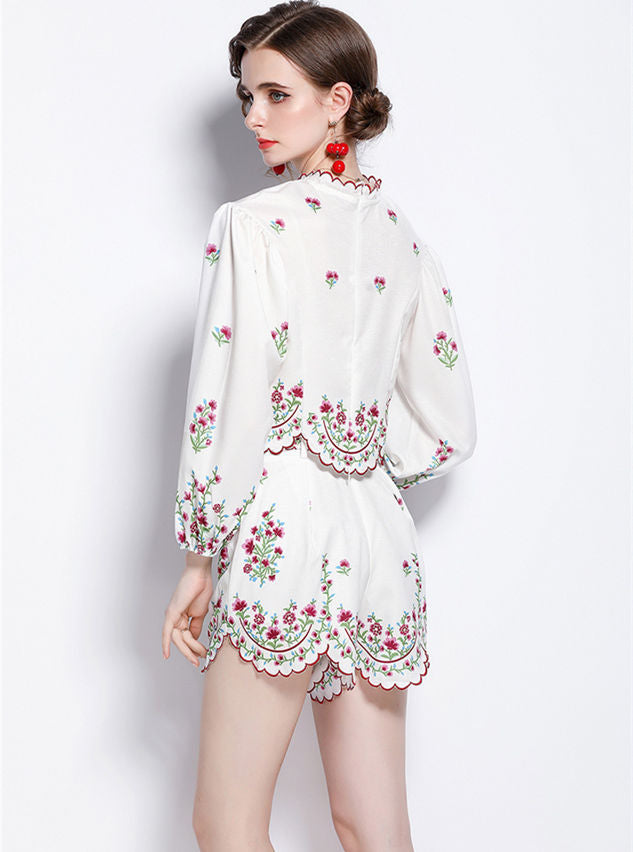 CM-SF050923 Women Casual European Style Tie Waist Puff Sleeve Floral Short Suits - Set