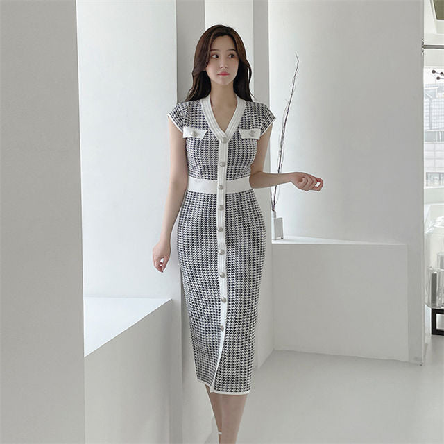 CM-DF062003 Women Casual Seoul Style Single-Breasted Houndstooth Slim Knit Dress