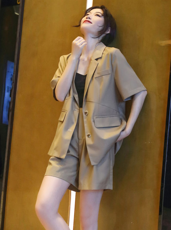 CM-SF071417 Women Retro Seoul Style Single-Breasted Tailored Collar Short Suits - Khaki