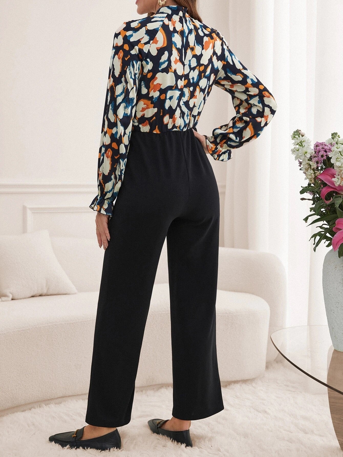 CM-JS722711 Women Casual Seoul Style Long Sleeve Graphic Print Choker Neck Jumpsuit