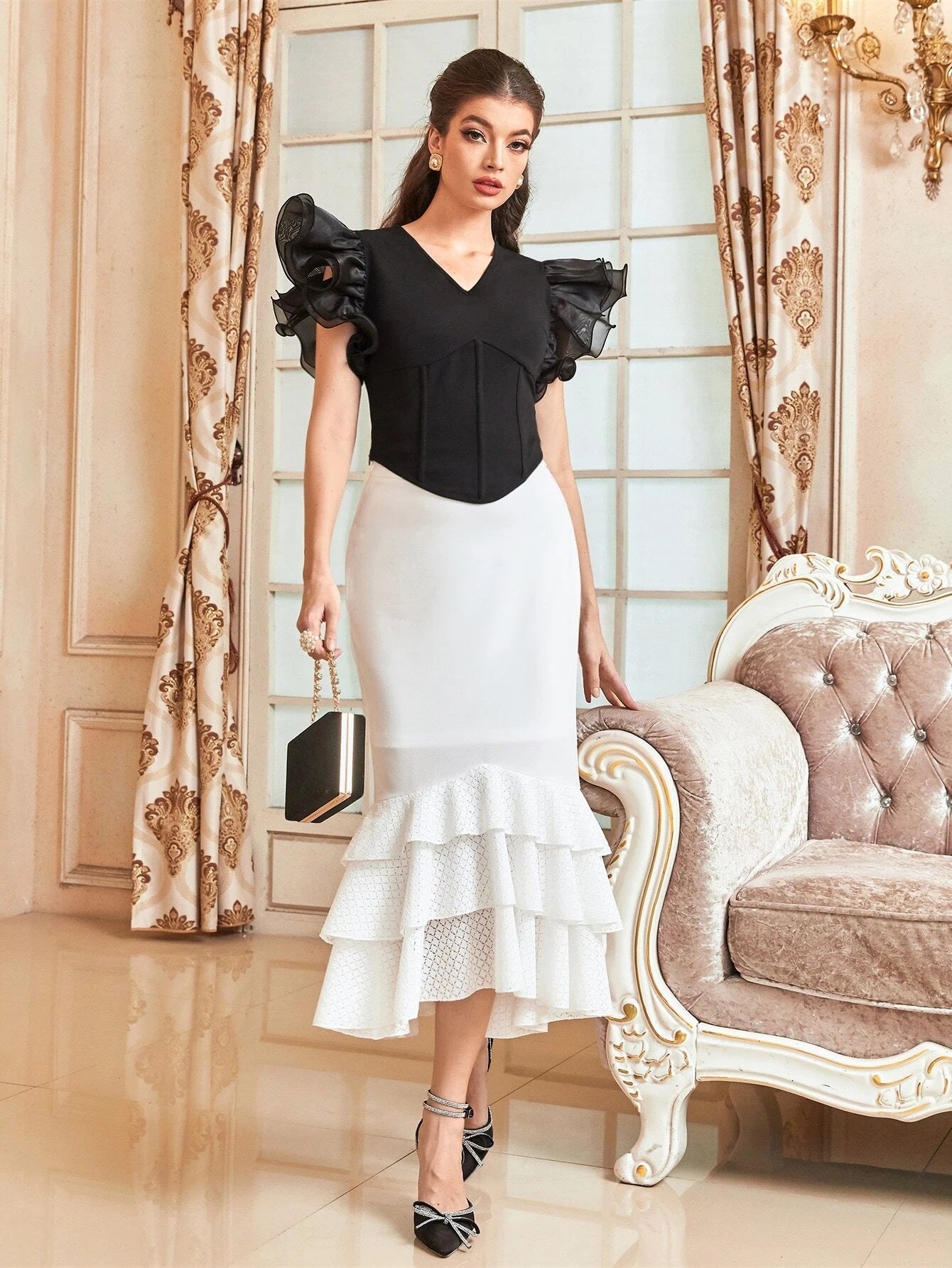CM-BS791911 Women Elegant Seoul Style High Waist Solid Fishtail Hem Skirt - White
