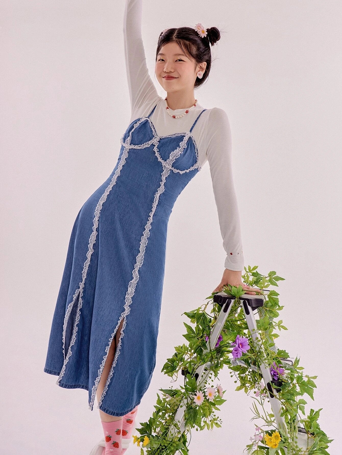 CM-DS693914 Women Preppy Seoul Style Contrast Lace Trim Split Thigh Cami Dress - Blue