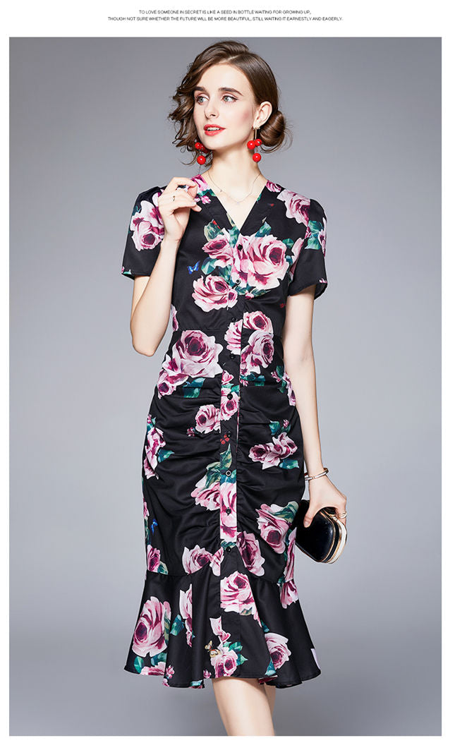 CM-DF092201 Women Charming European Style V-Neck Floral Pleated Fishtail Slim Dress