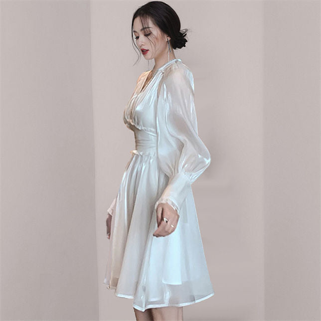 CM-DF101015 Women Elegant Seoul Style V-Neck Fitted Waist Puff Sleeve Fluffy Dress