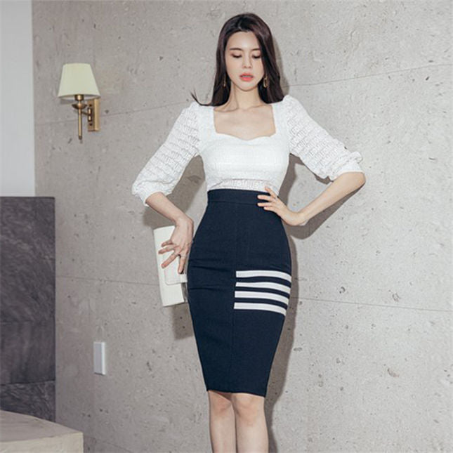 CM-SF022401 Women Elegant Seoul Style Square Collar Lace Blouse With Midi Skirt - Set
