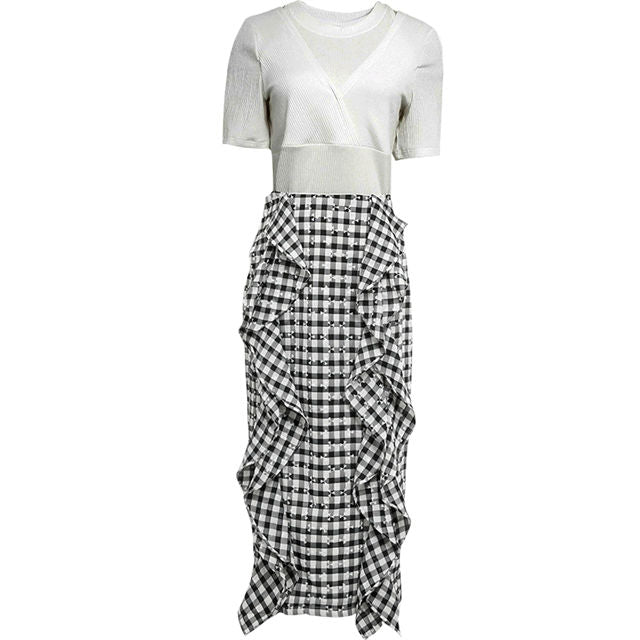 CM-SF052408 Women Elegant Seoul Style Cotton T-Shirt With Plaids Flouncing Skirt - Set