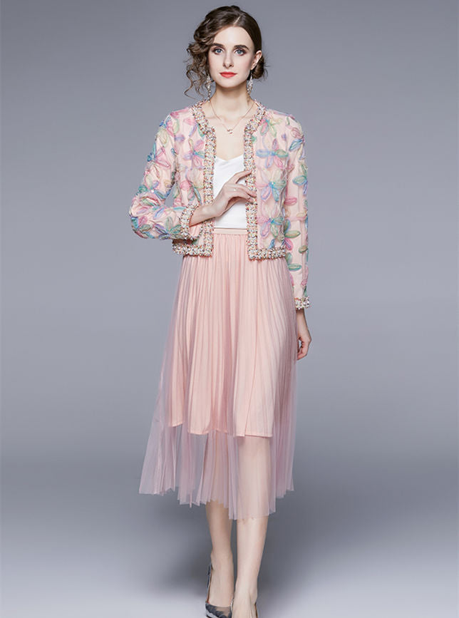 CM-SF092223 Women Charming European Style Gauze Floral Embroidery Tops With Pleated Skirt - Set