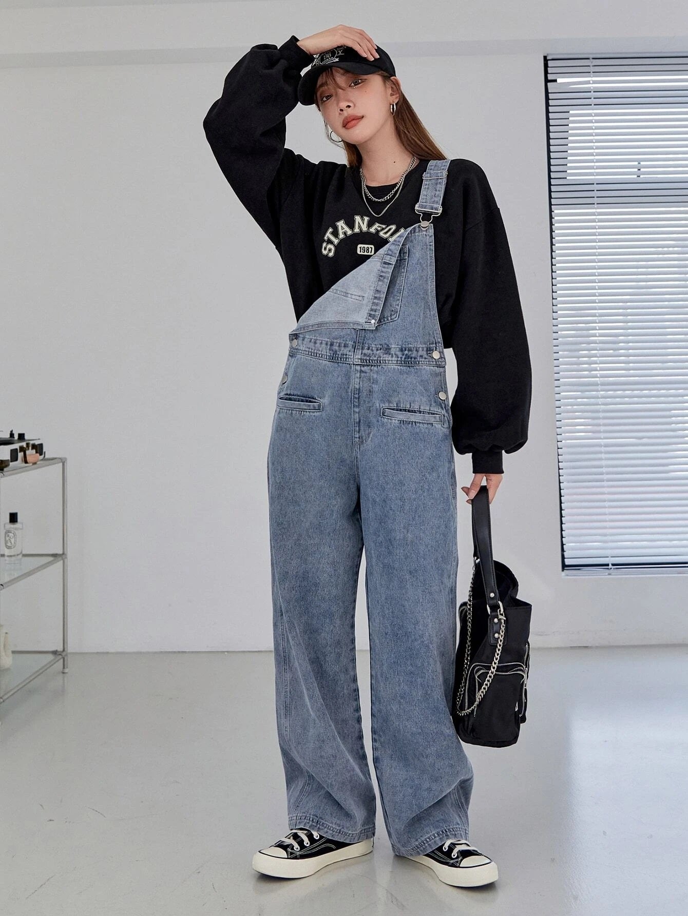 CM-JS918171 Women Preppy Seoul Style Light Wash Pocket Front Denim Overalls