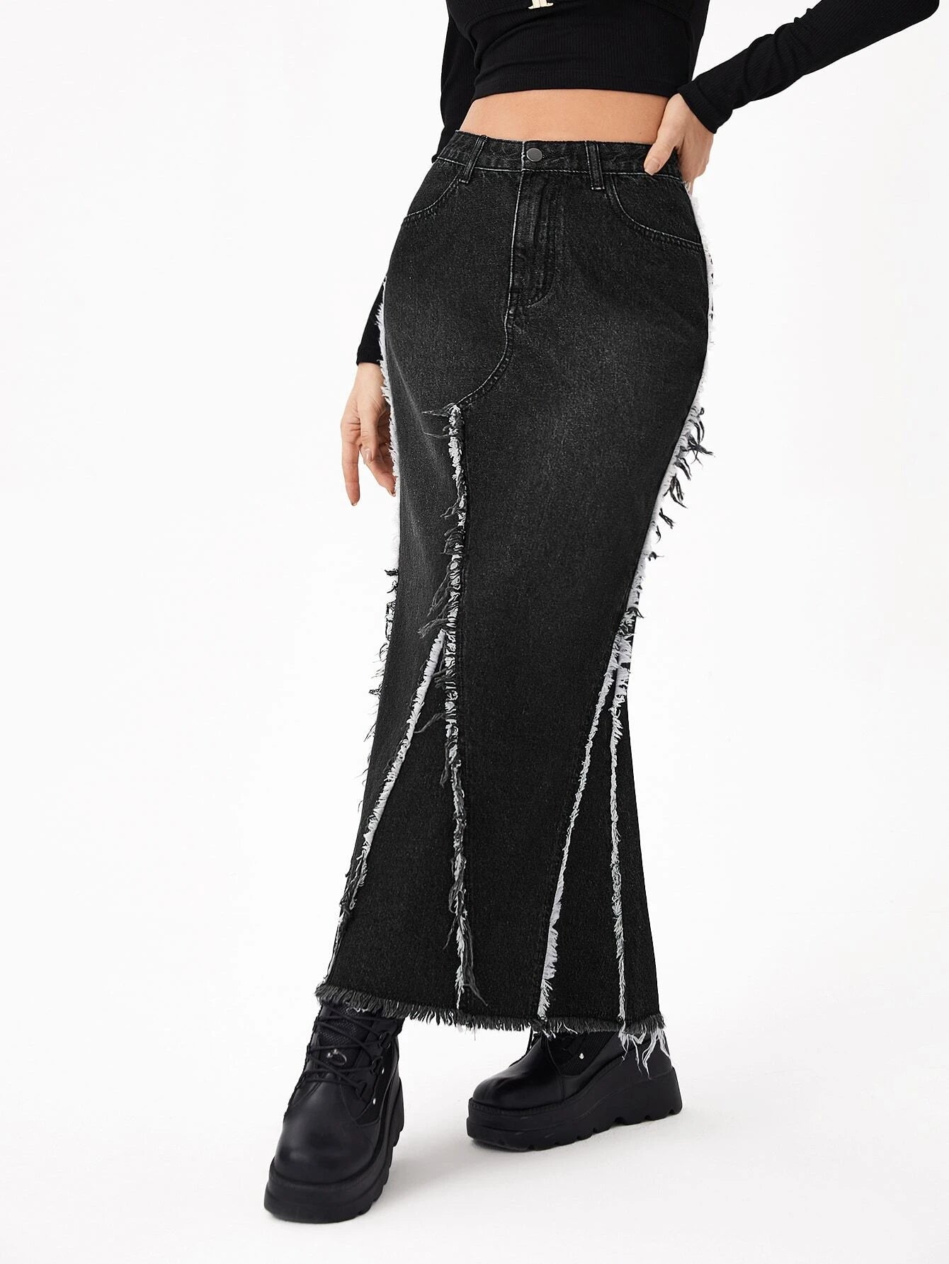 CM-BS787144 Women Casual Seoul Style High Waist Raw Trim Denim Skirt - Black
