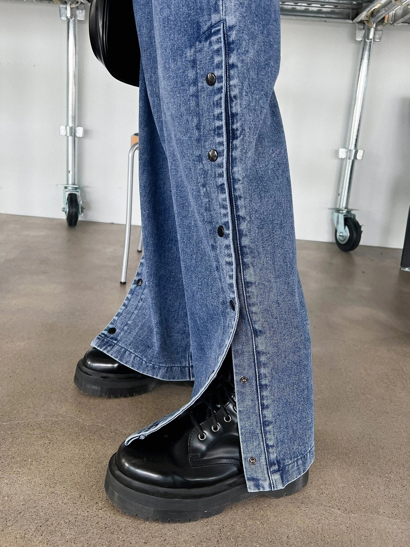 CM-BS309400 Women Preppy Seoul Style Medium Wash Solid Button Side Wide Leg Jeans
