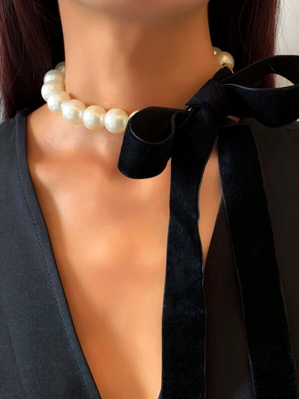 CM-AXS249448 Women Trendy Seoul Style Faux Pearl Decor Necklace