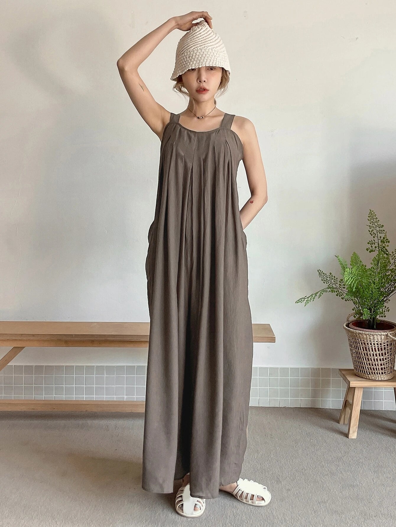CM-JS158581 Women Trendy Bohemian Style Dual Pocket Tie Back Zipper Cami Jumpsuit