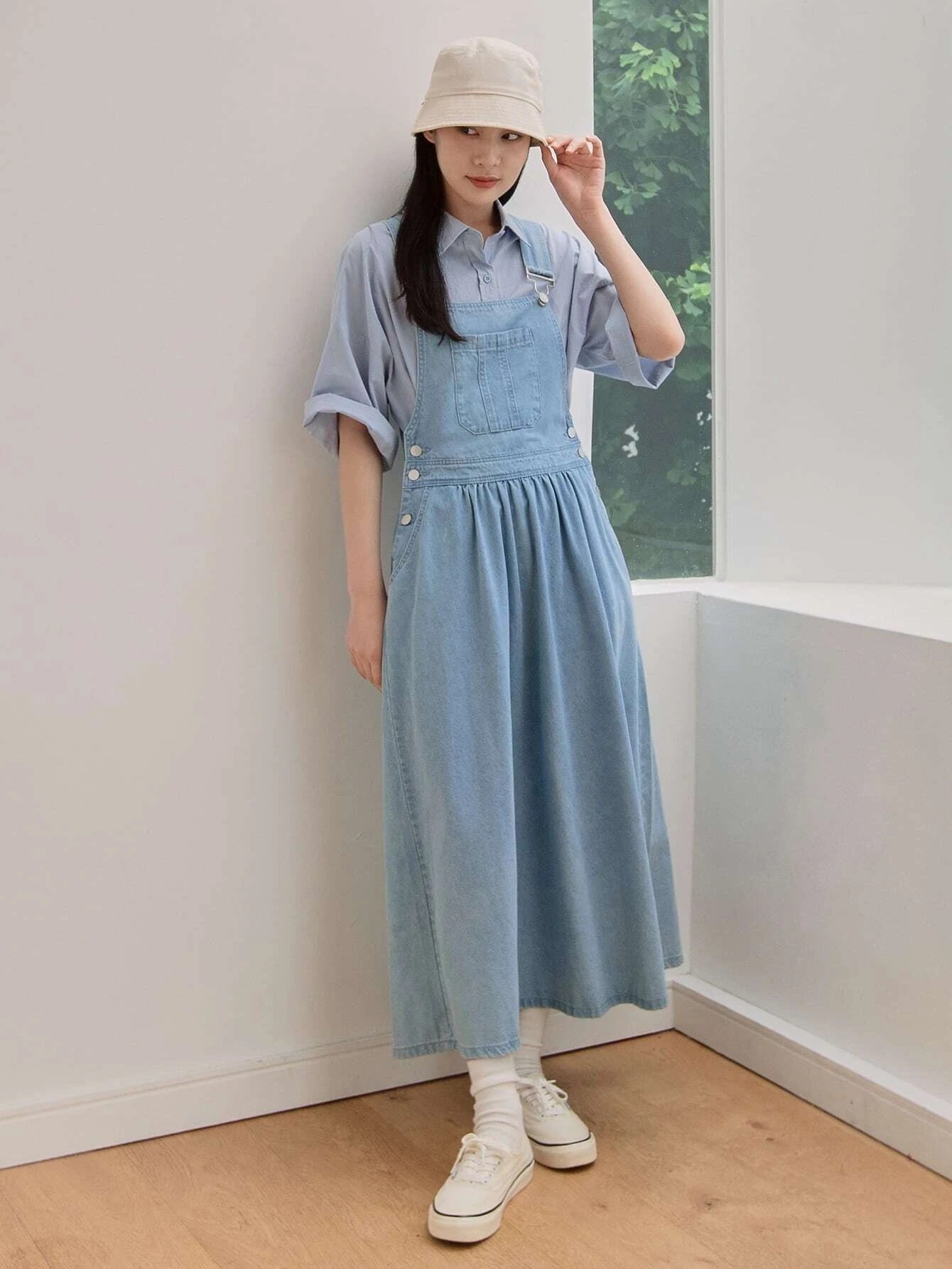 CM-DS458580 Women Preppy Seoul Style Light Wash Patched Pocket Overall Denim Dress