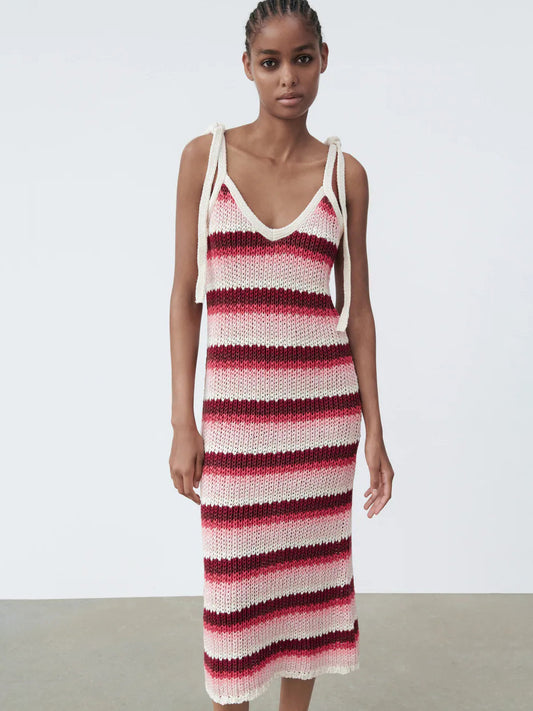 CM-D093026 Women Casual European Style V-Neck Contrast Color Striped Midi Dress