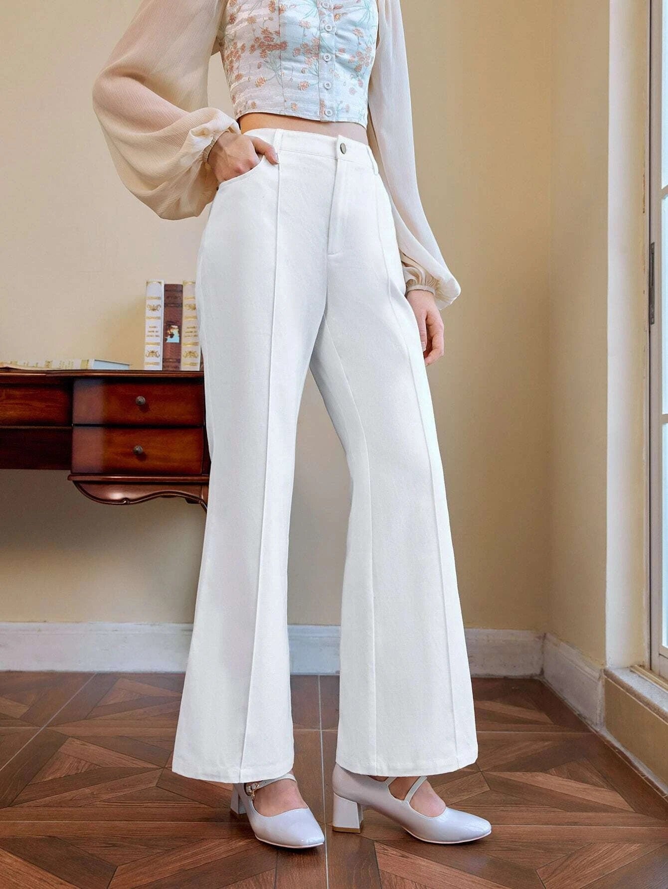 CM-BS476717 Women Elegant Seoul Style High Waist Flare Leg Pants - White