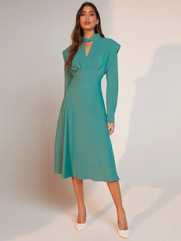 CM-DS050027 Women Elegant Seoul Style Keyhole Neckline Padded Shoulder Dress
