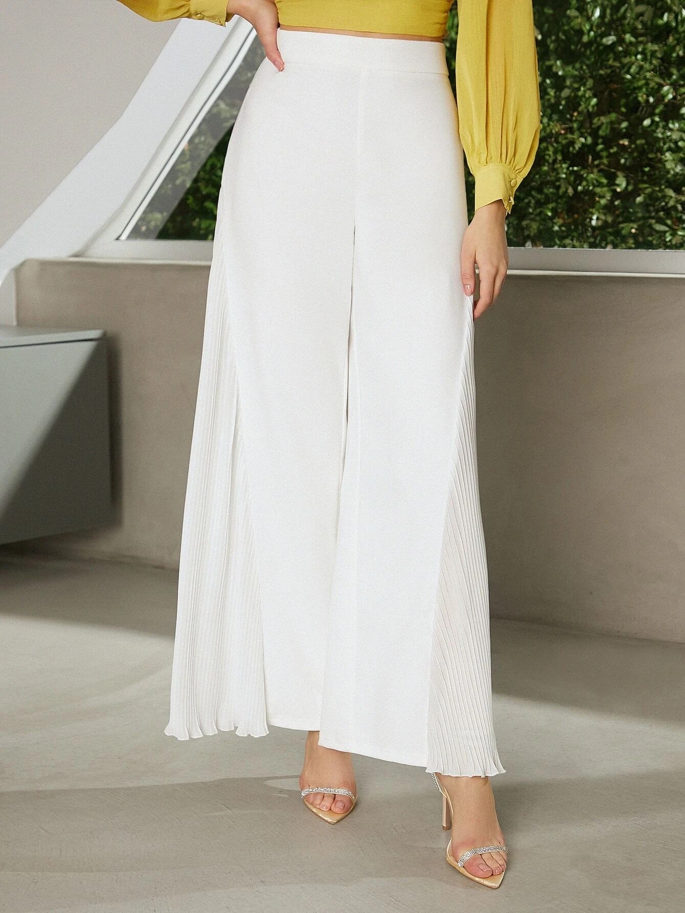 CM-BS109991 Women Elegant Seoul Style High Waist Pleated Panel Wide Leg Pants - White