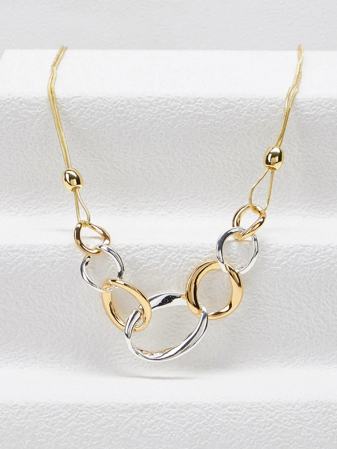 CM-AXS406060 Women Trendy Seoul Style Premium Circle Decor Necklace