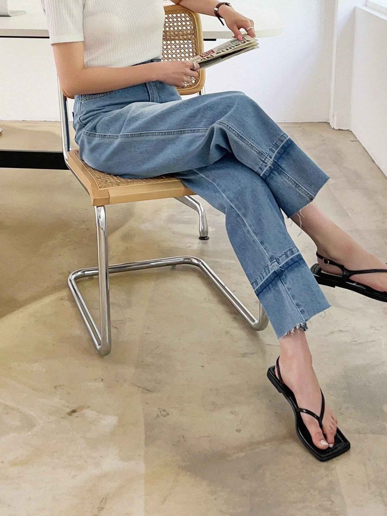 CM-BS244668 Women Casual Seoul Style High Waist Bleach Wash Wide Leg Jeans