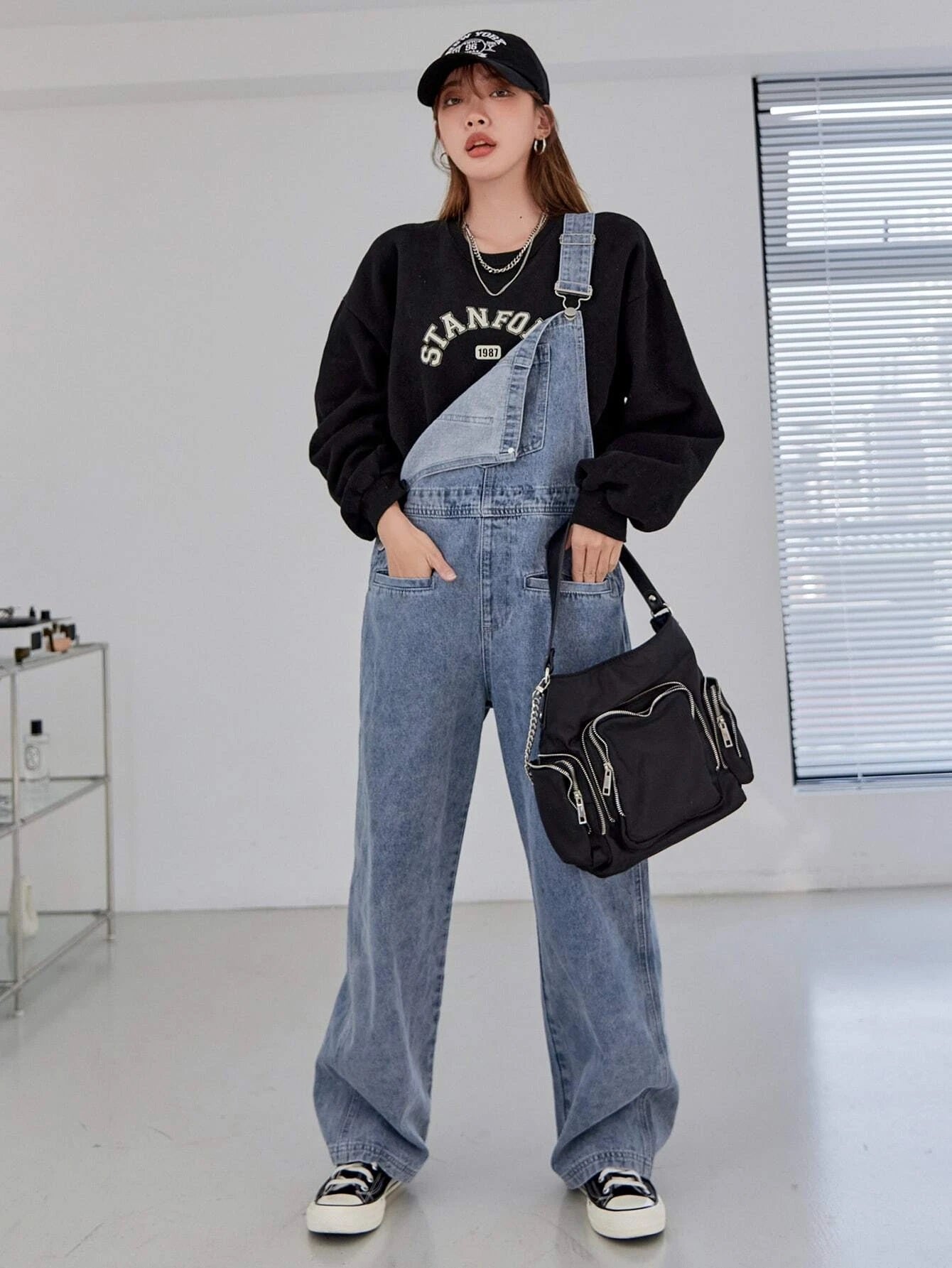 CM-JS918171 Women Preppy Seoul Style Light Wash Pocket Front Denim Overalls